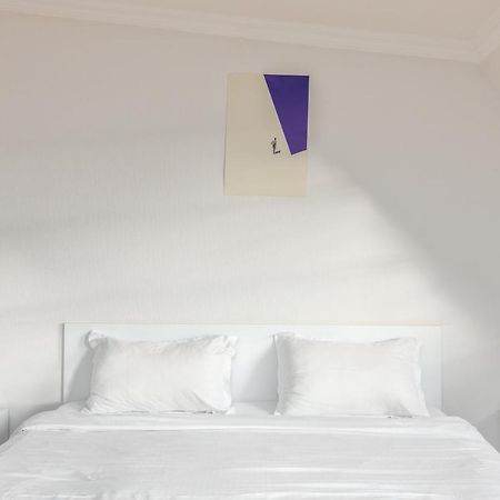 Sunny Hotel Тбилиси Екстериор снимка