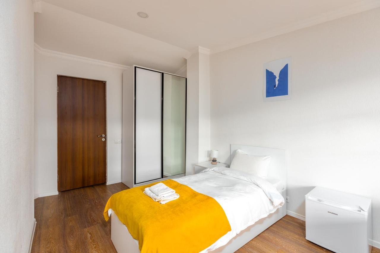 Sunny Hotel Тбилиси Екстериор снимка