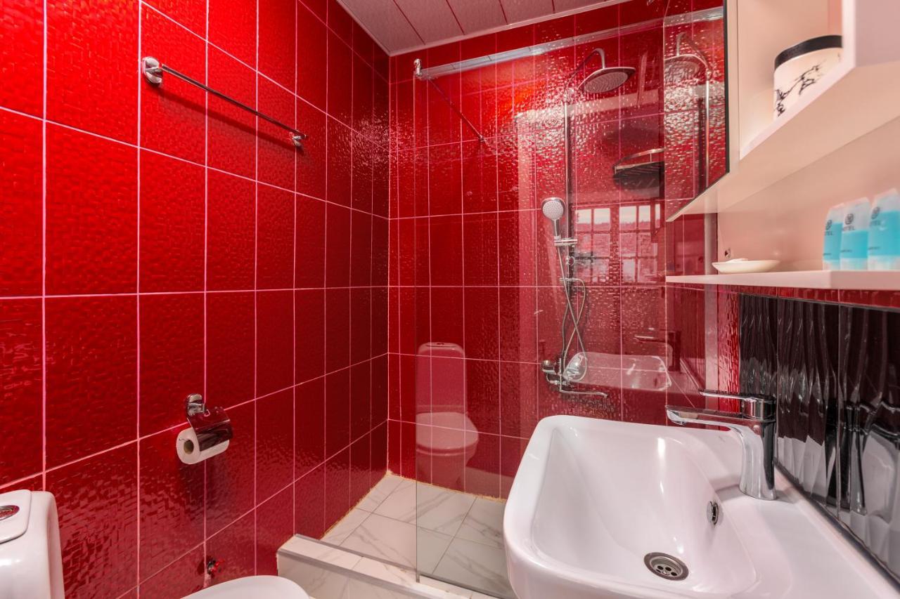 Sunny Hotel Тбилиси Екстериор снимка