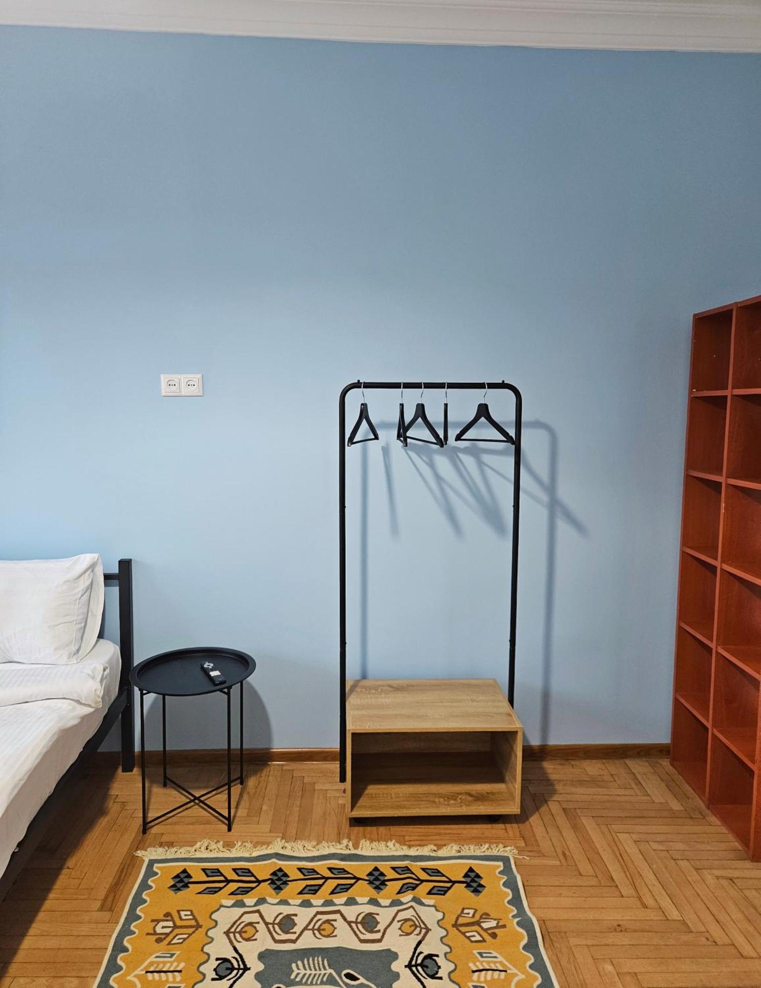 Sunny Hotel Тбилиси Екстериор снимка